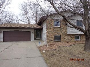 6441 Zealand Ave N, Brooklyn Park, MN 55428