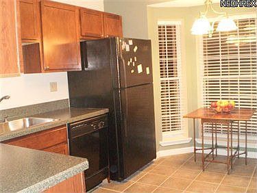 5th image of 180 Fox Hollow Dr APT 404