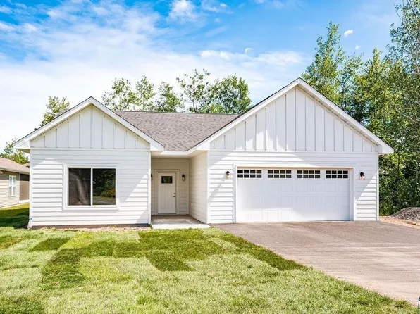 220 Coffee Creek Blvd, Duluth, MN 55811