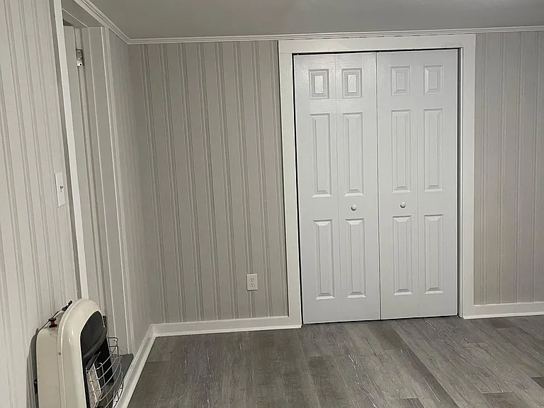 Third bedroom with new natural gas heater