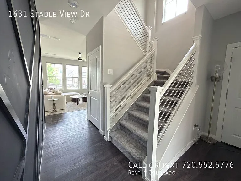 1631 Stable View Dr — Photo 8