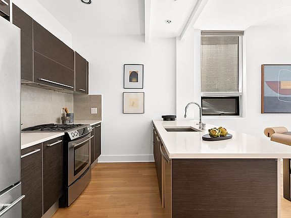 3rd image of 219 Withers St APT 1B