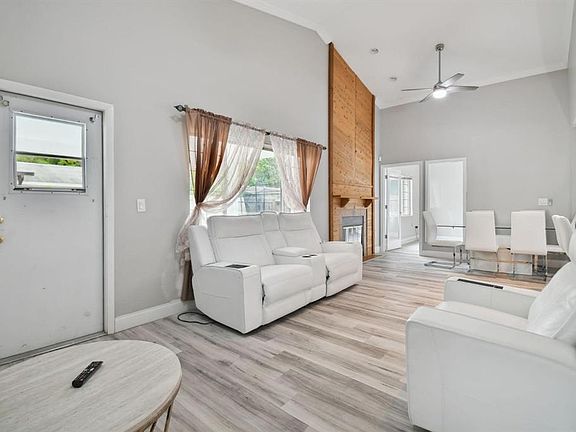 4th image of 6745 Ralston Beach Cir