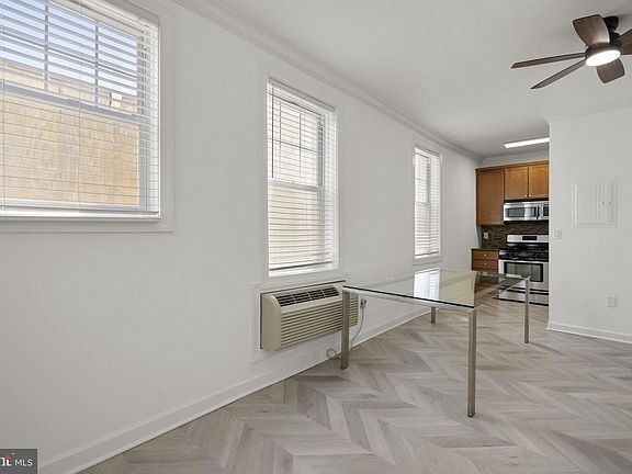 4th image of 1816 Kalorama Rd NW APT 304