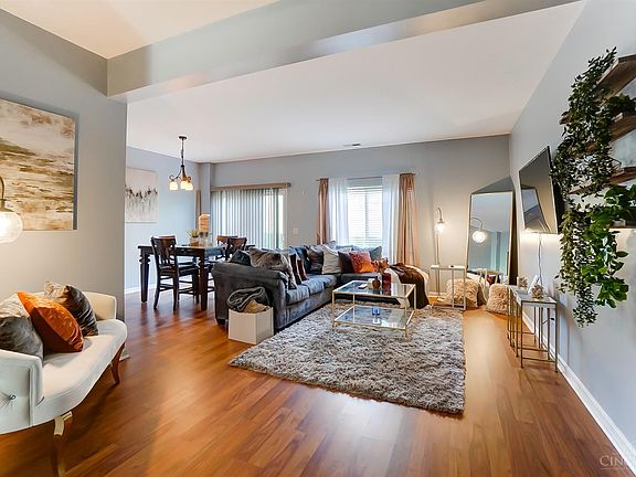4th image of 2442 Elderberry Ct