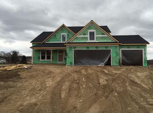5534 Harvest Moon Ct, Belmont, MI 49306