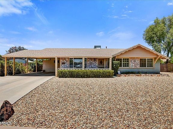 4th image of 7362 N 38TH Avenue