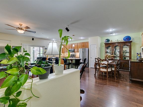 4th image of 9267 Grassy Weep Ct