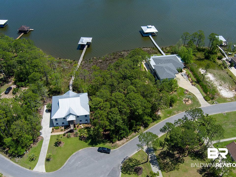 1st image of 8945 Bay Point Dr