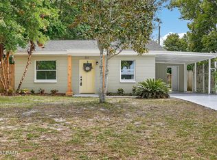 553 Calhoun St, South Daytona, FL 32119