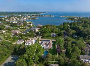 65 Middle Pond Rd, Southampton, NY 11968