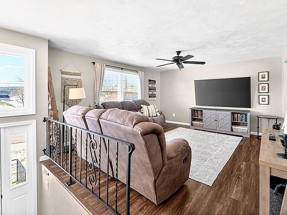 5th image of 122 Sonnie Dr