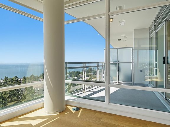 5th image of 15152 Russell Ave #1601