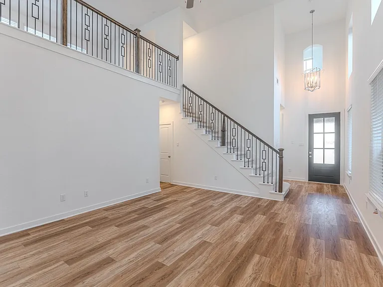 7342 Lake Arrowhead Ln — Photo 6