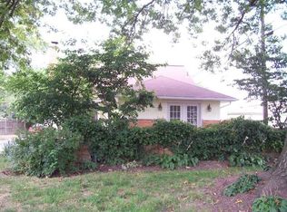 2876 Wellesley Rd, Columbus, OH 43209