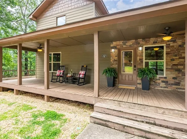 395 Packs Valley, Blue Ridge, GA 30513
