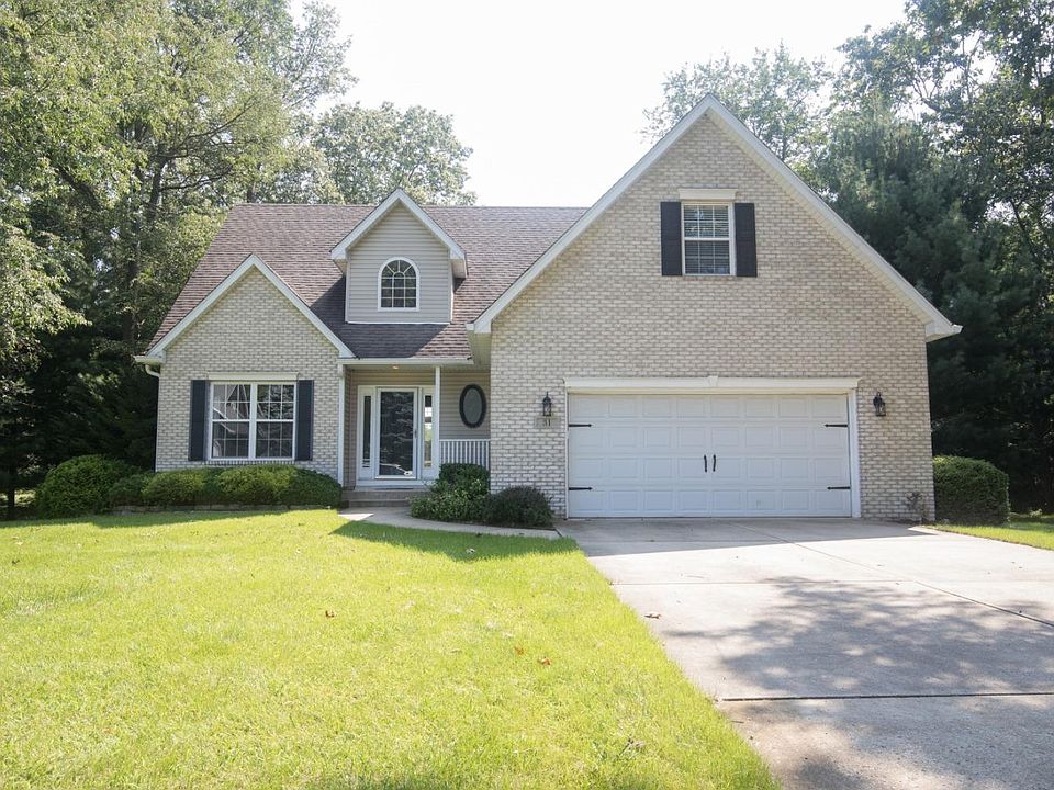 1st image of 31 Oak Hollow Ct