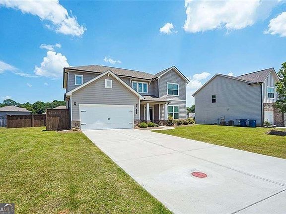 2nd image of 217 Blue Iris Ct