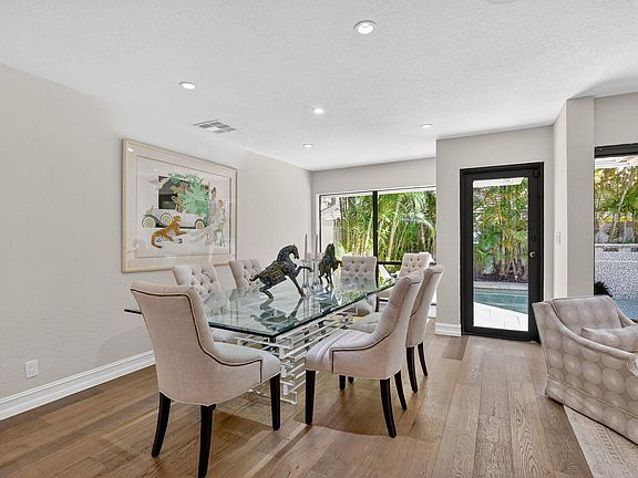 3rd image of 20484 Linksview Way