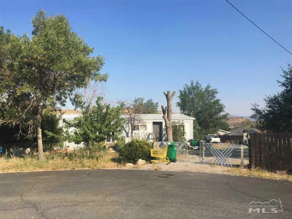 4854 Ted Ct, Sun Valley, NV 89433