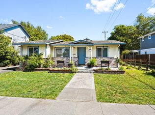 216 2nd St, Healdsburg, CA 95448