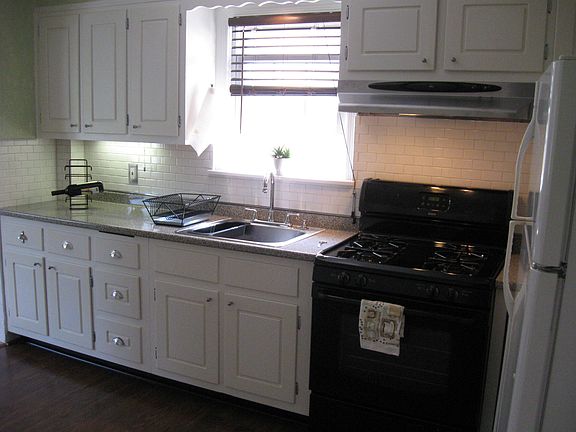 5th image of 6371 Pleasantview St