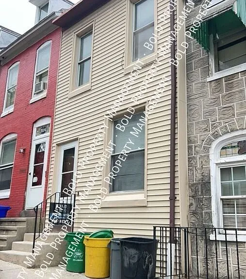 512 Maple St — Photo 3