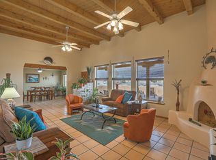 117 Veronica Ct, Corrales, NM 87048