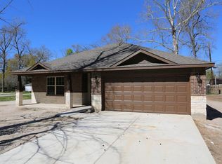 803 Fall Creek Dr, Huffman, TX 77336