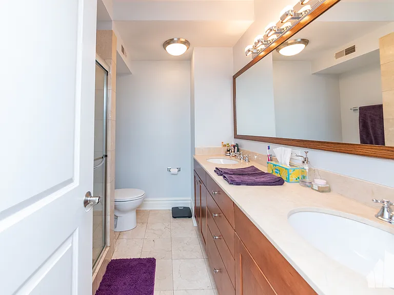 1711 N Crilly Ct #B — Photo 9