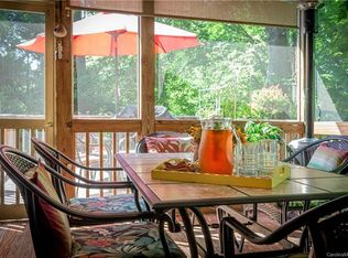 102 Linden St, Morganton, NC 28655