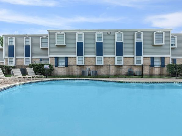 The Berkshire Apartments | 8600 Theta St, Houston, TX