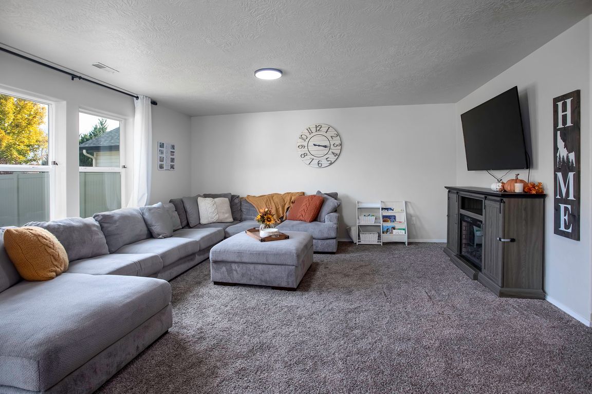 next background image