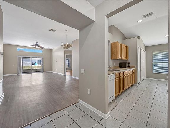 5th image of 30435 ANNADALE DRIVE