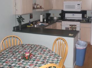 303 King Peterson Rd, Buffalo, NY 14204