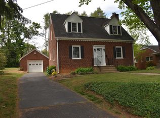139 Crompton Rd, Waynesboro, VA 22980