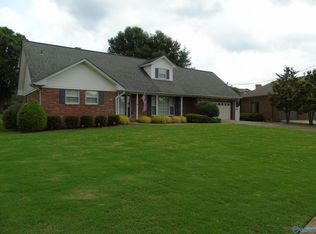 821 Farley Dr SE, Huntsville, AL 35802