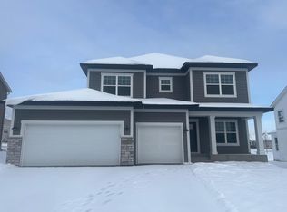 978 Big Woods Dr, Delano, MN 55328