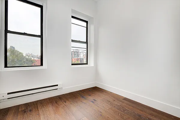 Rented by REAL New York | media 7