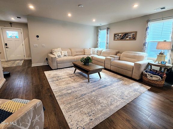 4th image of 1240 Hickmans Branch Drive NW