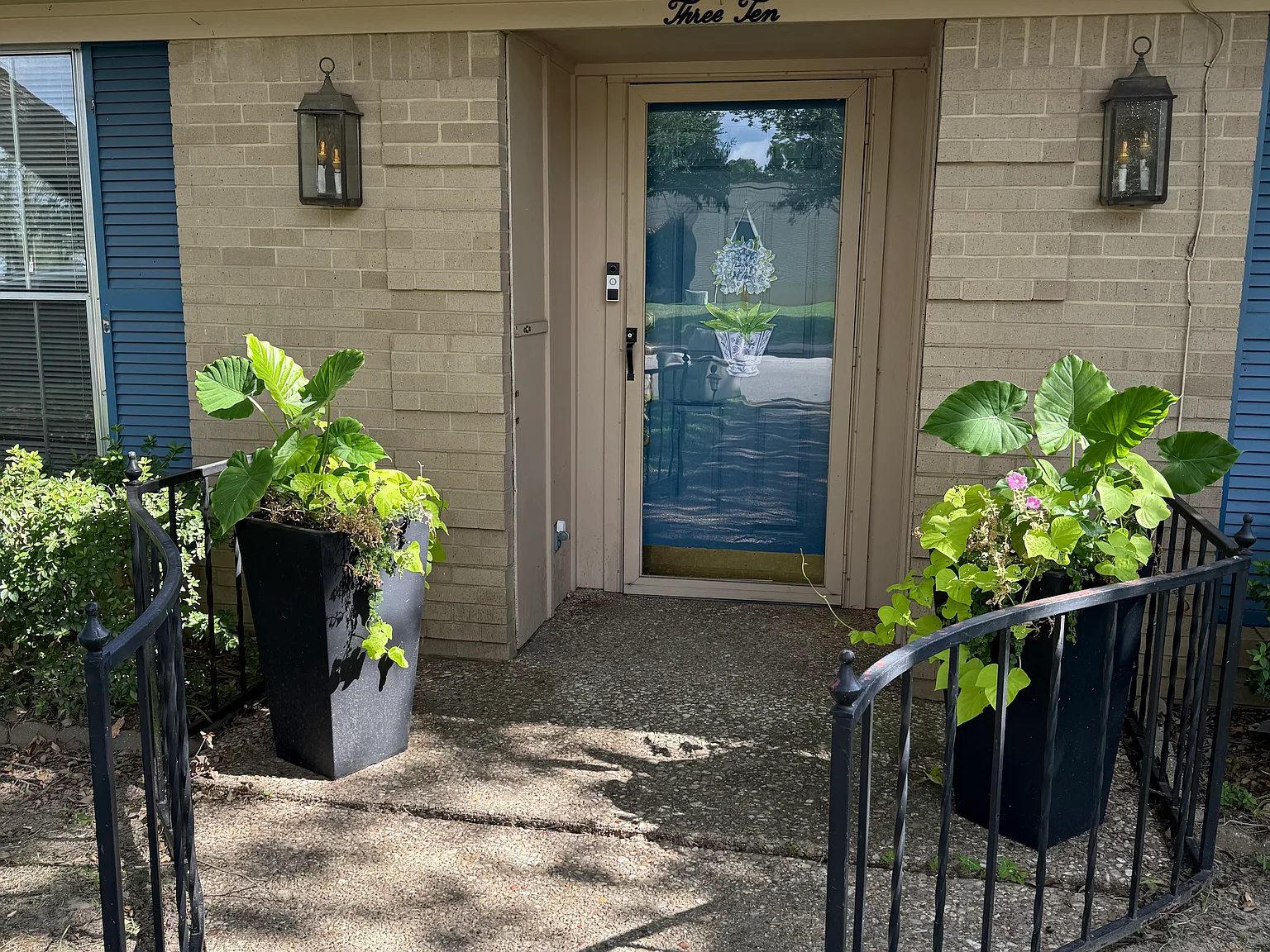 3 bed, 1876 sqft, $1,850 — Photo 2