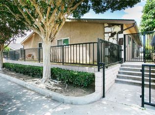 17431 Queens Ln, Huntington Beach, CA 92647