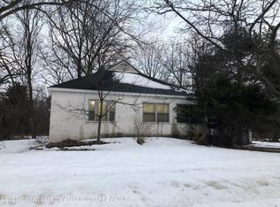 5217 Wise Rd, Lansing, MI 48911