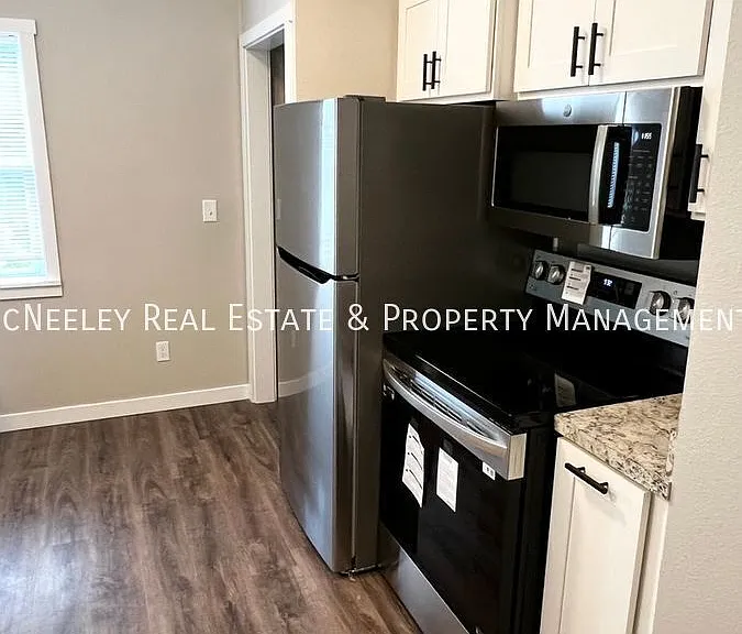 4748 N Vanderbilt St — Photo 6