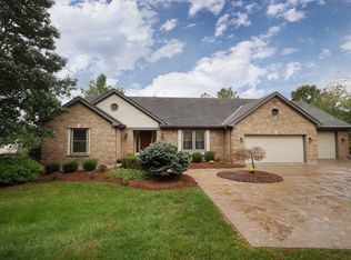 3233 Cooper Rd, Cincinnati, OH 45241