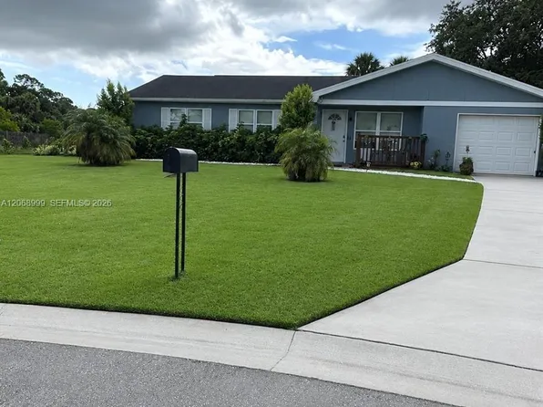 2096 SE Ancora Ct, Port Saint Lucie, FL 34952