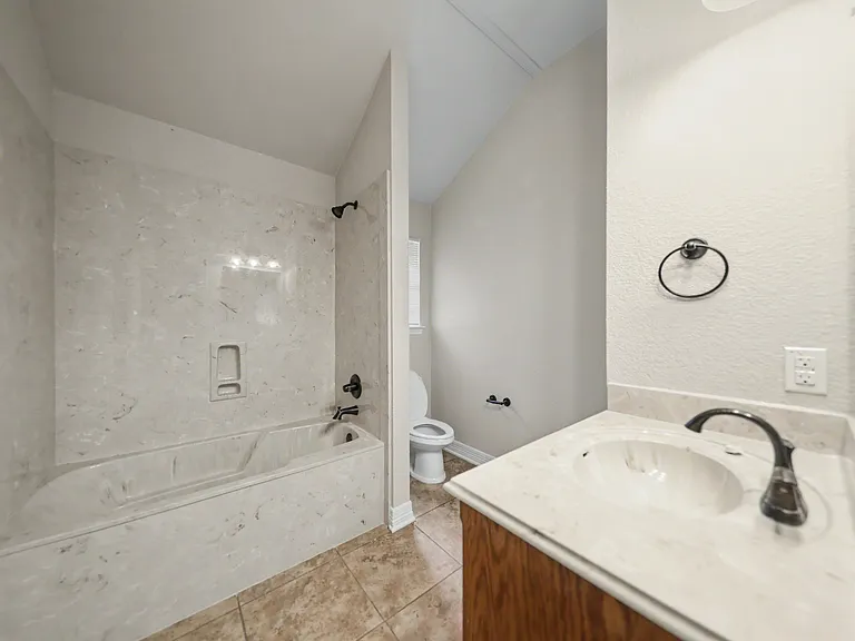 6404 Siltstone Loop — Photo 17