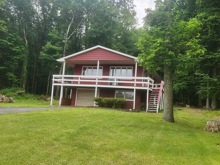 532 Hamlet Dr — Photo 2
