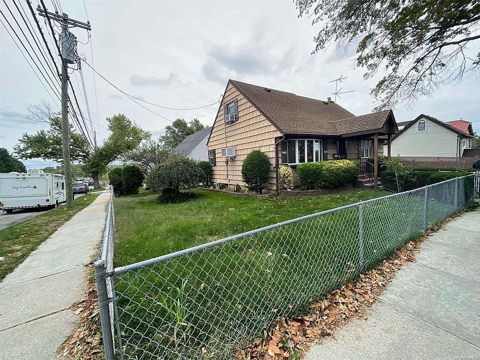 1st image of 25-05 127th Street