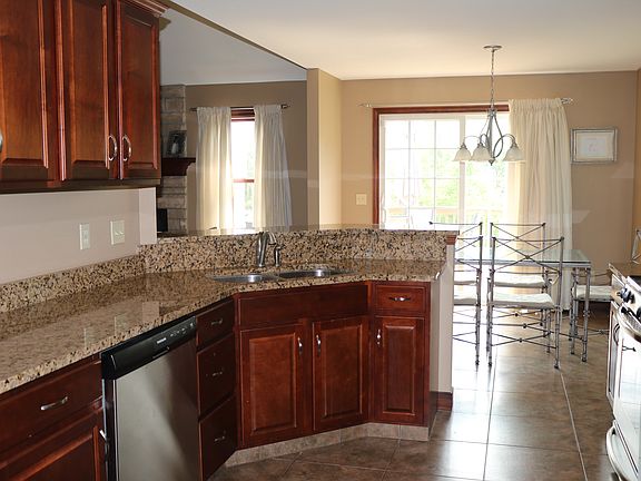 2nd image of 91 Barnstone Ln #9